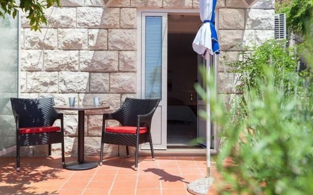 Apartments Cable car