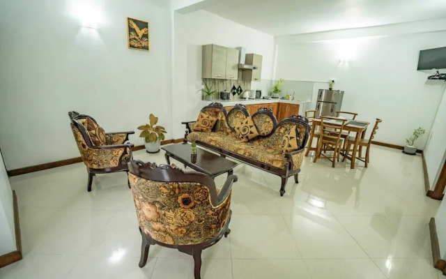 Spacious 4-bed Apartment in Katugastota