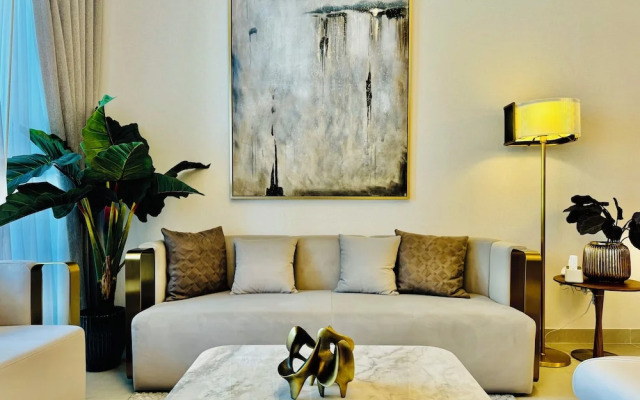 Venduras Luxe 4Br Fountain & Burj View