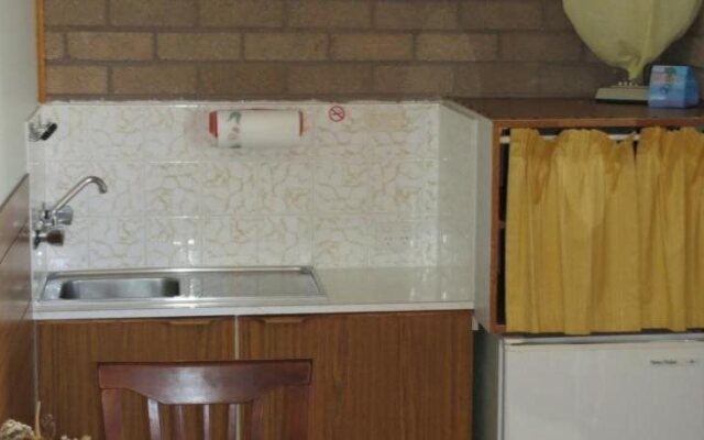 Beachview Motel - Adults Only