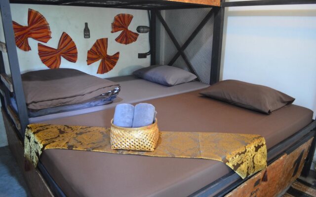Dawnthaya Ayutthaya House