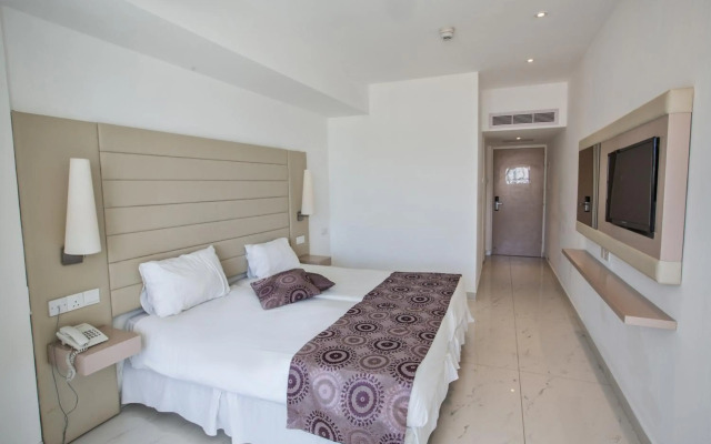 Tsokkos Protaras Hotel