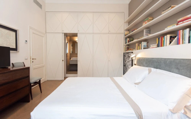 Raffaello Apartment by Firenze Prestige