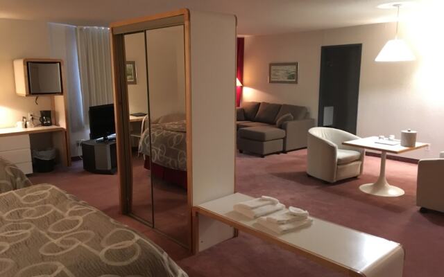 Motel Chute Des Pères