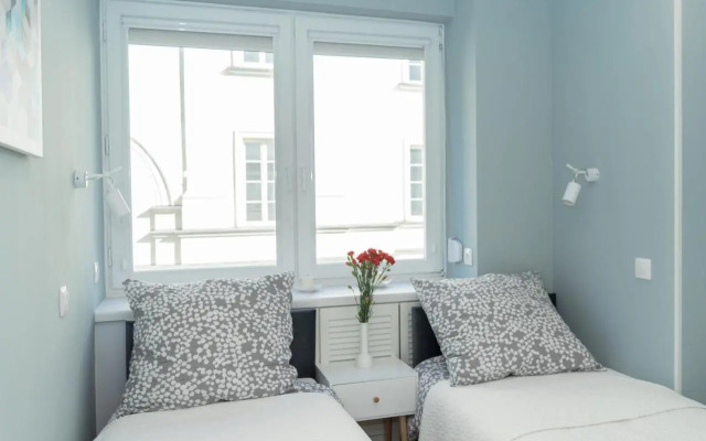 Old Town Grand Theatre Apartment 2