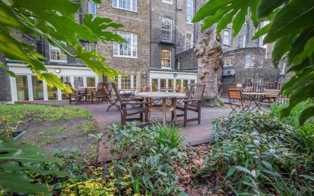 LSE Passfield Hall - Campus Accommodation