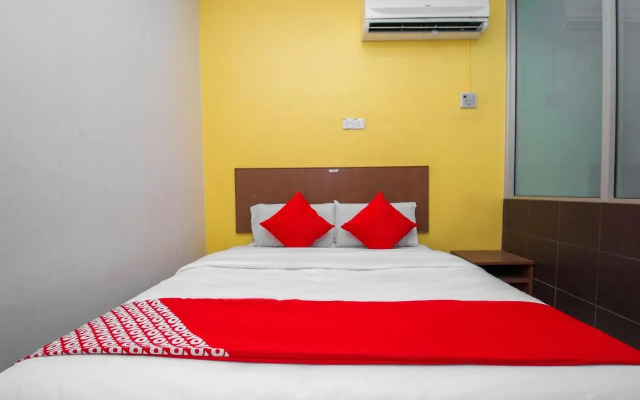 OYO 582 Hotel Walk Inn