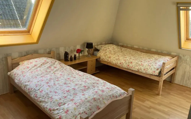 Spacious Holiday Home Close to the sea