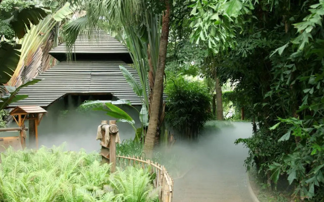 Riyuegu Hotsprings Resort