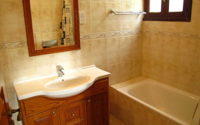 Webooking Theodora Villa
