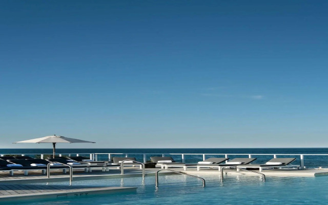 Wave Resort