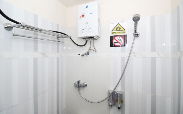 Airy Ranotana Sario Sam Ratulangi 222 Manado