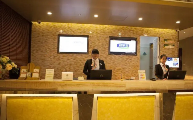 GreenTree Inn Jiansu Nantong Tongzhouwan Huanghe Road Business Hotel