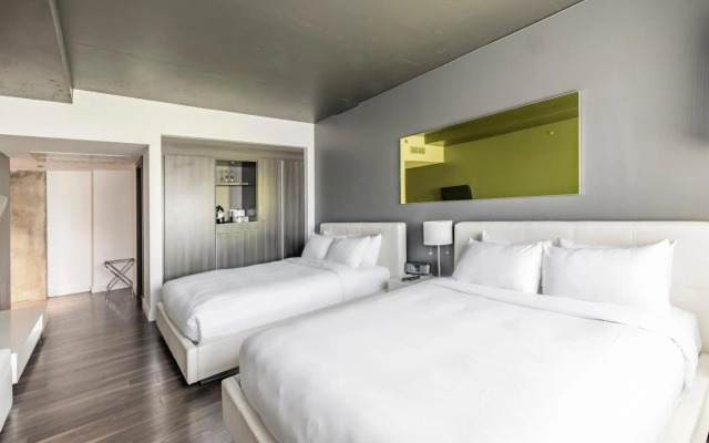 Hotel Zero 1
