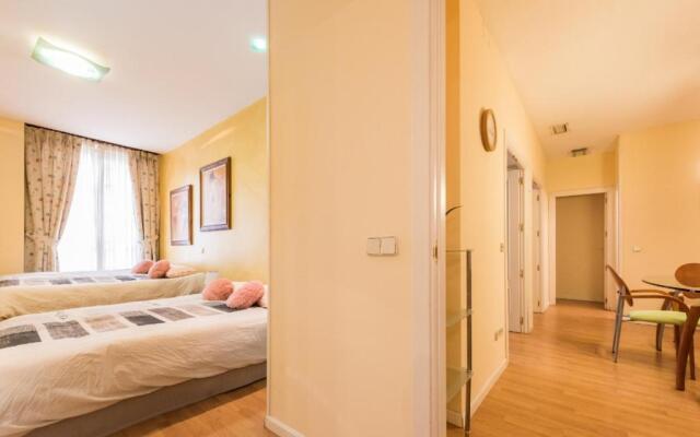 M&F Fuencarral Apartamento