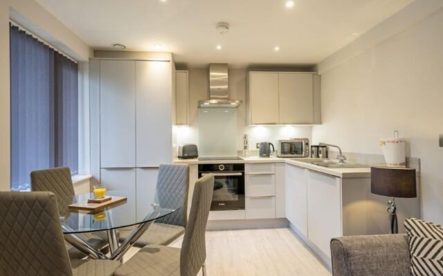 St Johns Mews