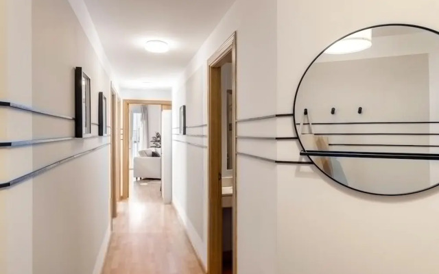 Bowie - 1 Bedroom Pool in Chueca