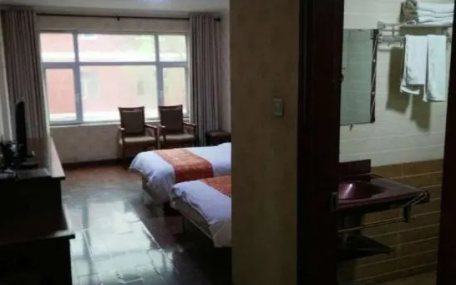 Urumqi Hongyun Business Hotel – Guest Rooms – Urumqi