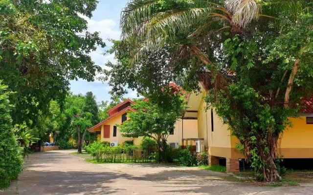 Tanisa Resort