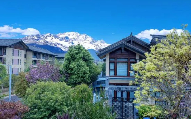 Silver Chest Valley-Arca · Luxury Snowscape & Garden Design Resort Hotel – Outside – Lijiang