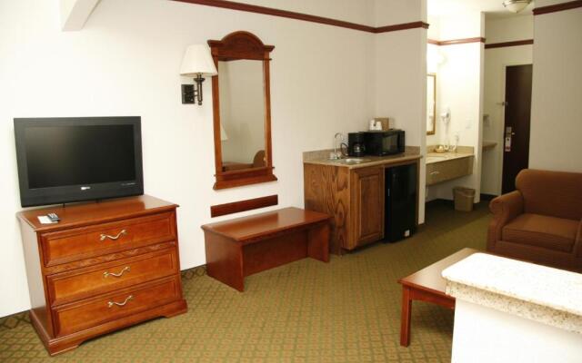 Budget Host Inn & Suites