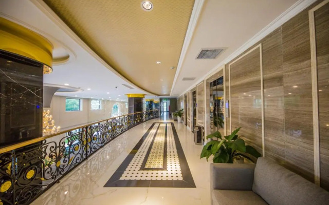 Orbit Hotel