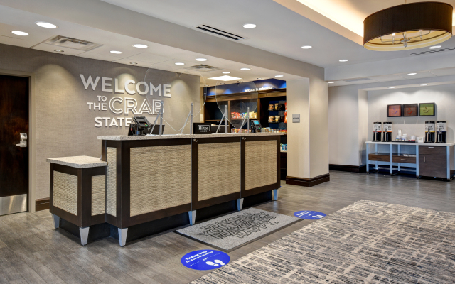 Hampton Inn & Suites Kalamazoo - Oshtemo