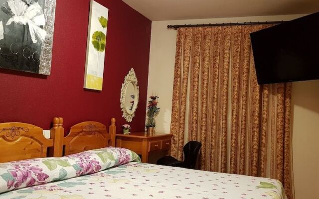 Hostal Plaza