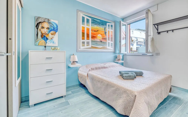 Merlo E - town center & private parking