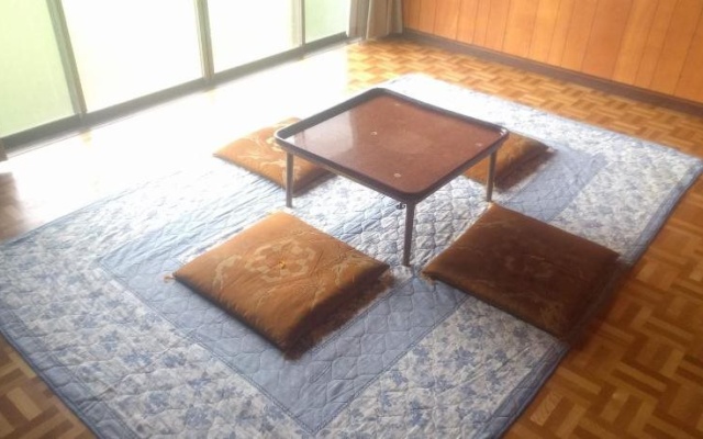 Tomosanchi Guest House in Farm Village - Hostel – Guest Rooms – Azumino