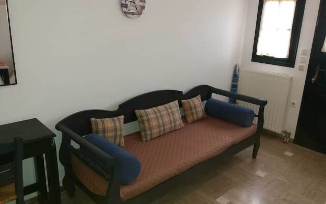 Cafe Greco Studios & Apartments