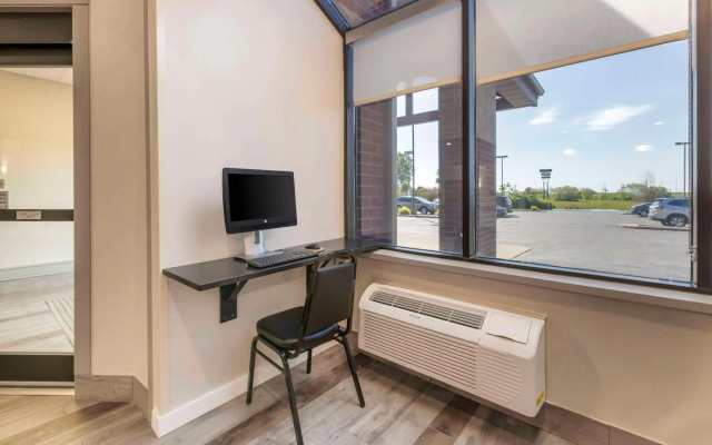 Comfort Inn & Suites