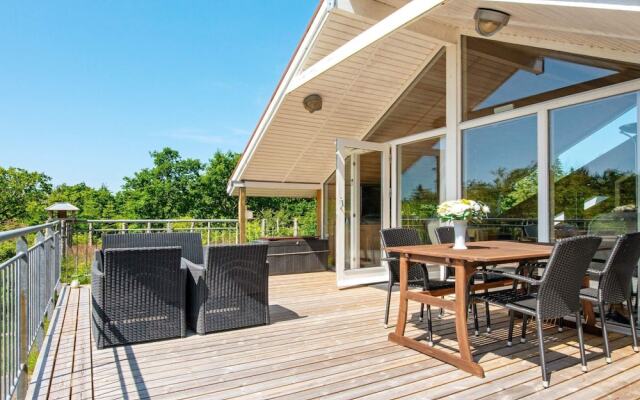 10 Person Holiday Home in Skjern-by Traum