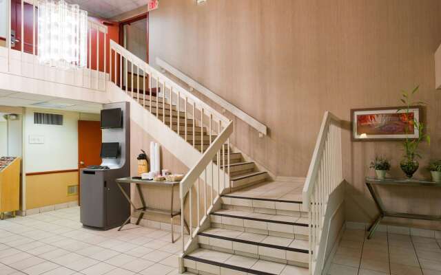 La Quinta Inn by Wyndham Minneapolis Airport Bloomington