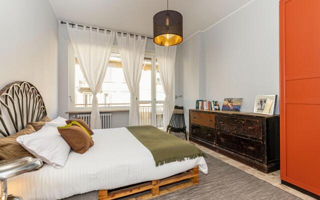 Cozy and Stylish House in Downtown Torino