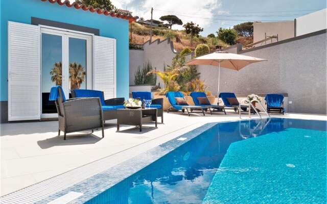 Villa Loreina Palace