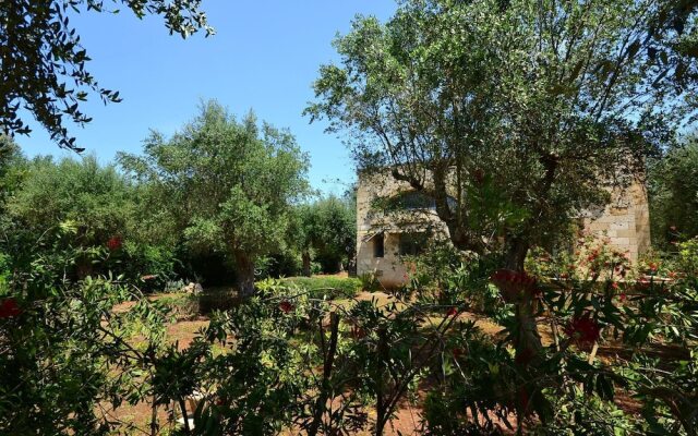 Scenic Holiday Home in Tricase Amidst Olive Trees