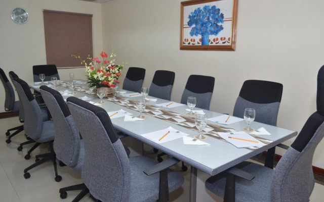 Grand Regal Hotel Davao
