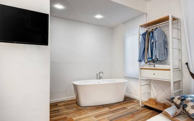 Sorrento Lux Suites - Blue