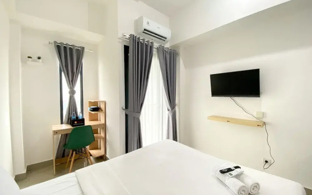 Comfy And Simply Look Studio Room Sayana Bekasi Apartment