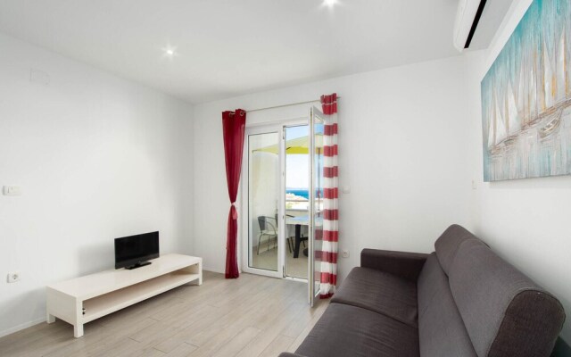 Amazing Apartment in Podstrana With Wifi and 1 Bedrooms