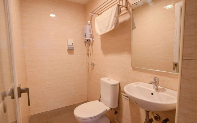 GM Grand Moments Hotel