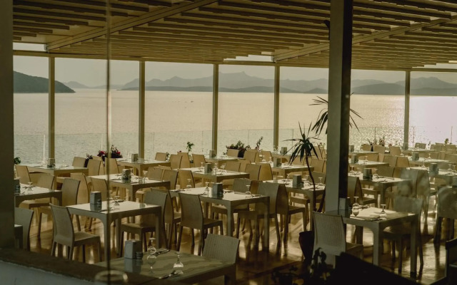 Bodrum Holiday Resort & Spa
