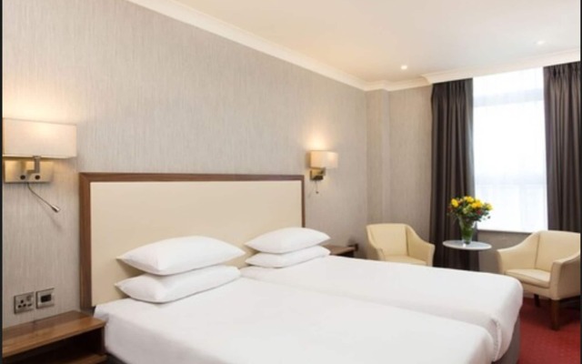 Victoria Hotel