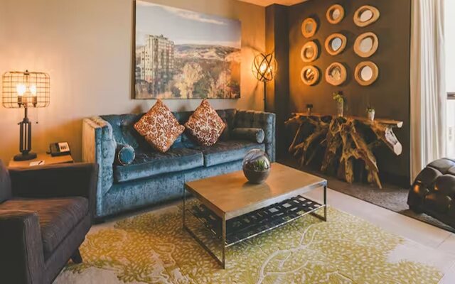 Whitney Peak Hotel Reno, Tapestry Collection by Hilton