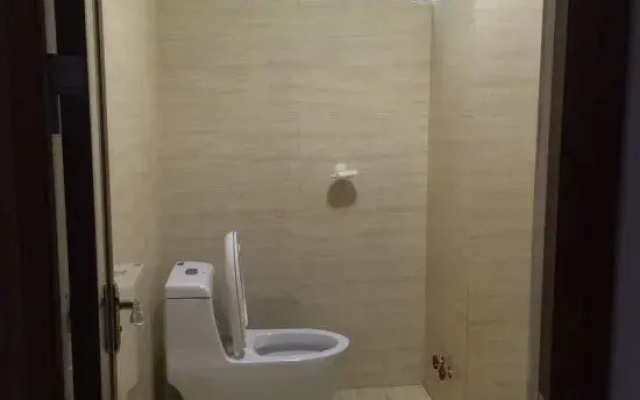 Chengye Hotel (Qionghai High-speed Railway Station)