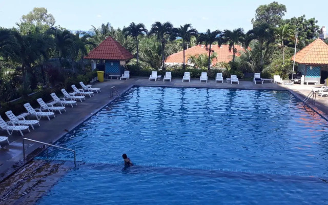 View Talay6 Mark Apartments