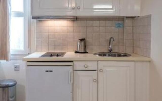 Filoxenia Apartments