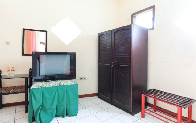 OYO 90132 Lie Mas Hotel