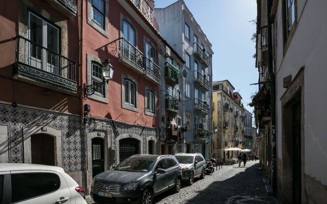 Hip Tailor Made Duplex Penthouse in Bairro Alto